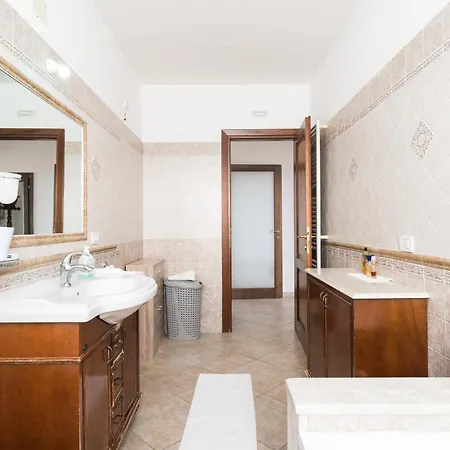 Villa Lucia